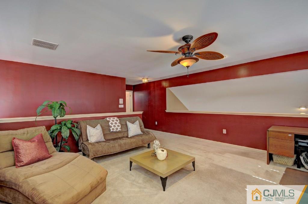 56 Pebble Creek Road Dayton, NJ 08810 - Photo 21 of 25 Gallery Image 21