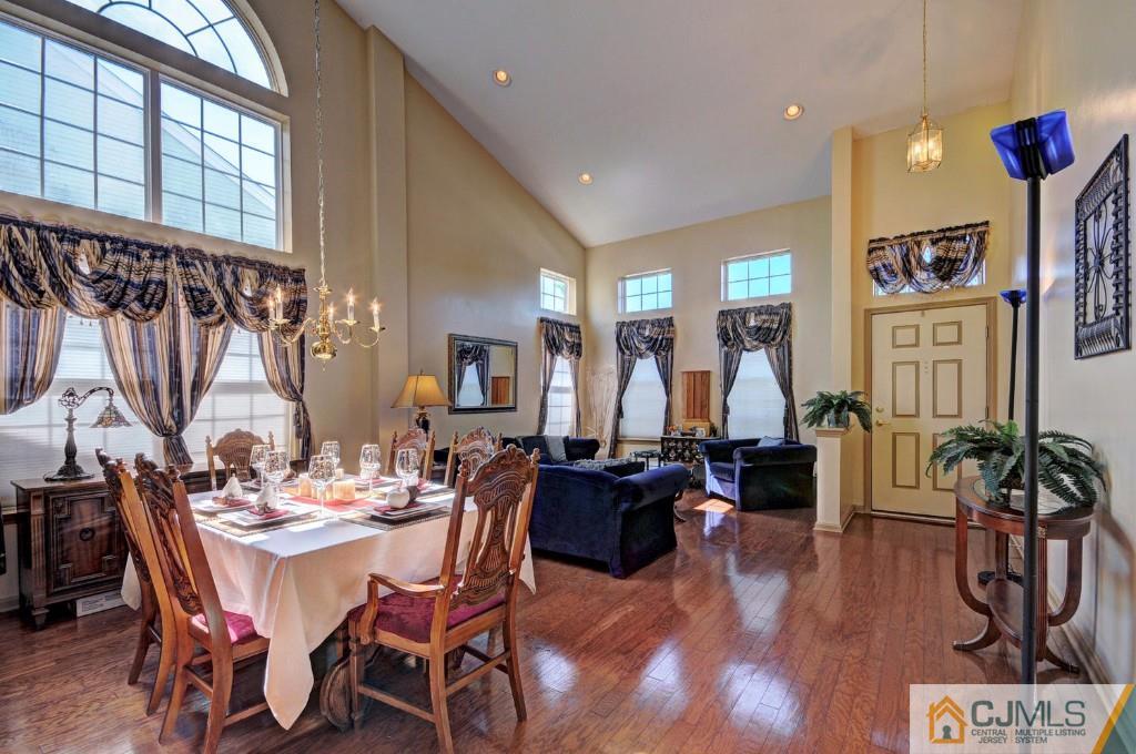 56 Pebble Creek Road Dayton, NJ 08810 - Photo 5 of 25 Gallery Image 5