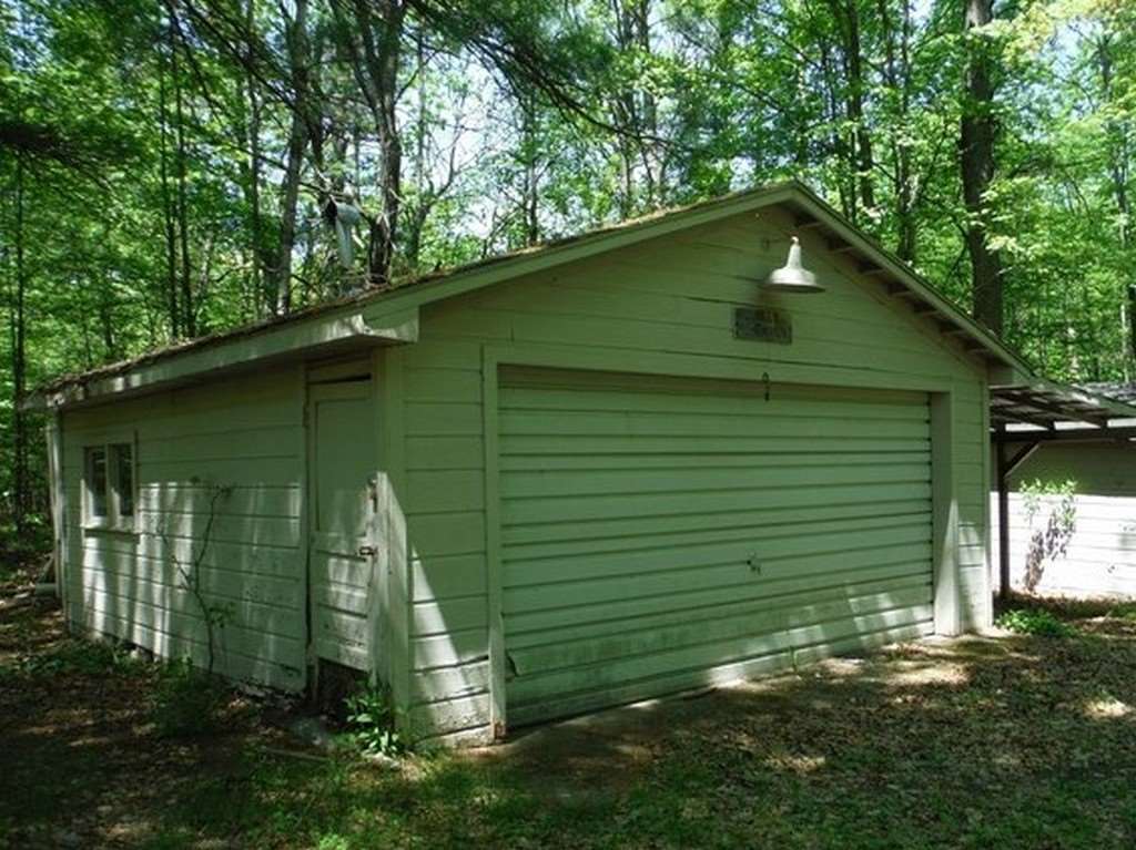 2194 Mapes Road Luzerne, MI 48636 - Photo 13 of 15 1848580-12.JPG