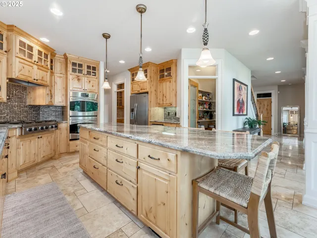 $2,150,000 | 23955 Butteville Road Northeast, Aurora, OR 97002