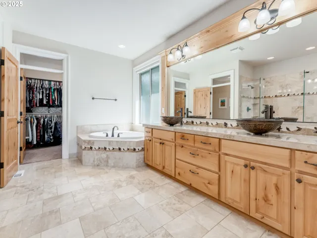 $2,150,000 | 23955 Butteville Road Northeast, Aurora, OR 97002