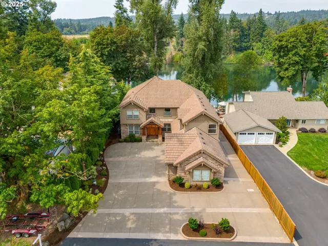 $2,150,000 | 23955 Butteville Road Northeast, Aurora, OR 97002