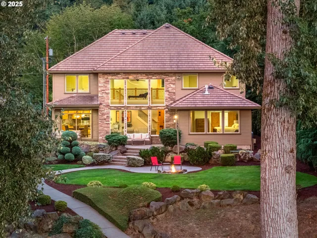 $2,150,000 | 23955 Butteville Road Northeast, Aurora, OR 97002