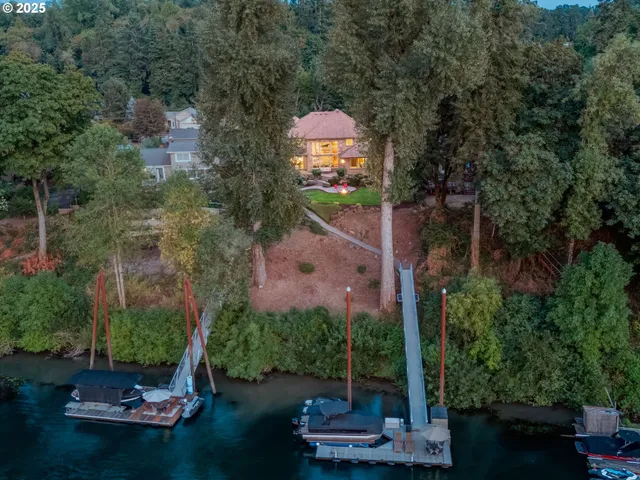 $2,150,000 | 23955 Butteville Road Northeast, Aurora, OR 97002