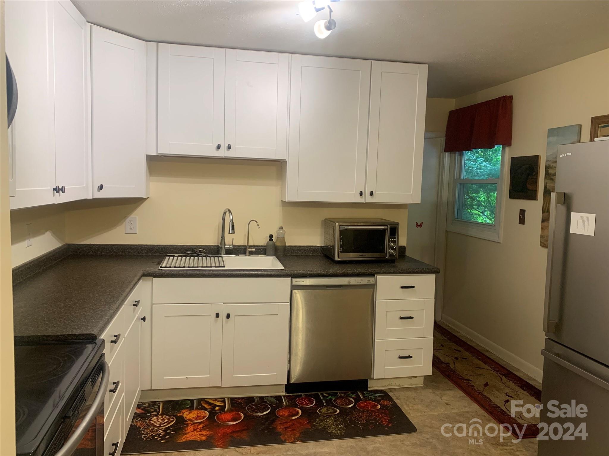 60 Waters Road Asheville, NC 28805 - Photo 10 of 27 Gallery Image 10