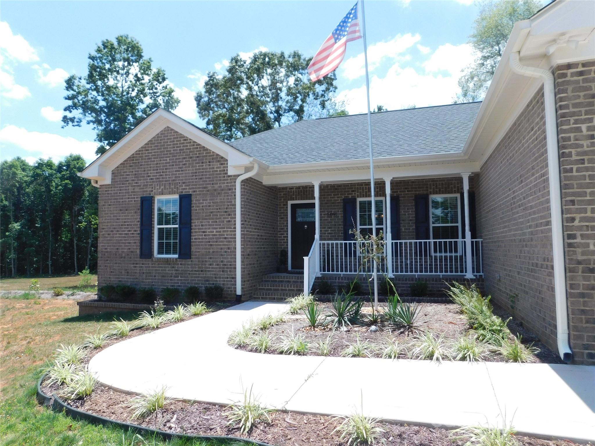 5091 Grigg Road Lincolnton, NC 28092 - Photo 1 of 30 Gallery Image 1