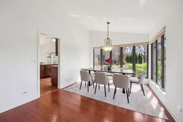 $449,000 | 718 Shoreline Road, Lake Barrington, IL 60010