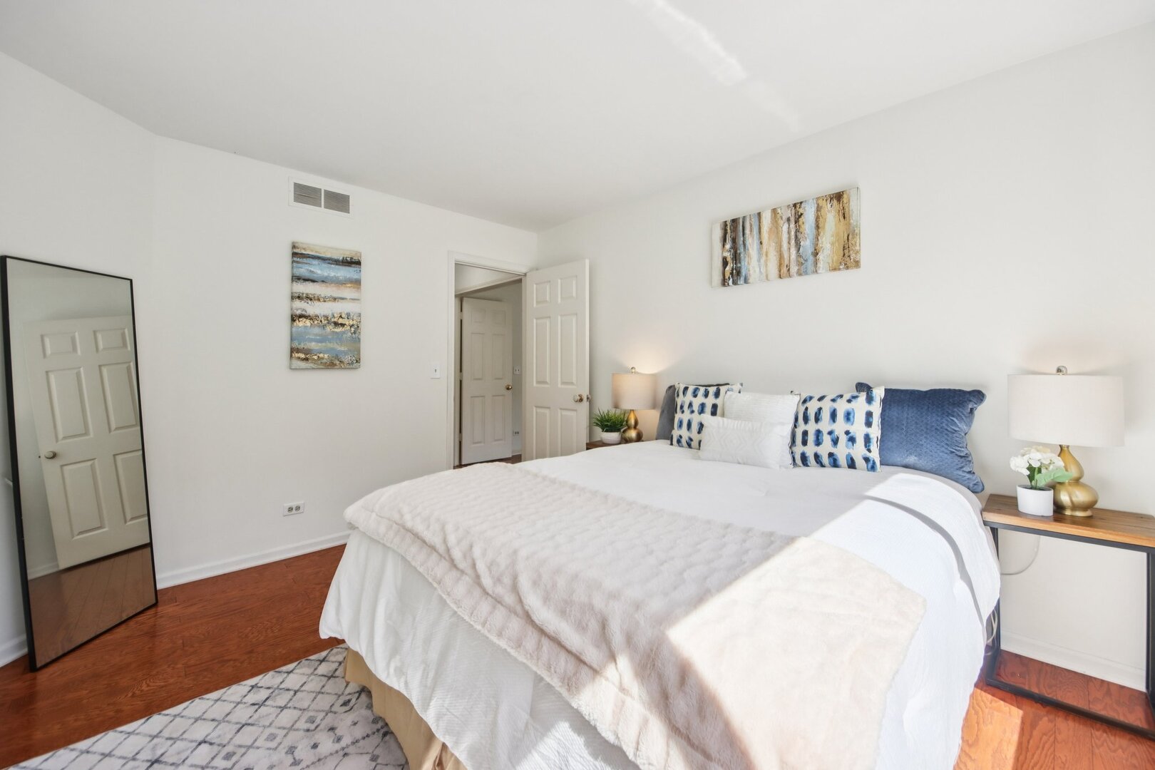 718 Shoreline Road Lake Barrington, IL 60010 - Photo 28 of 49