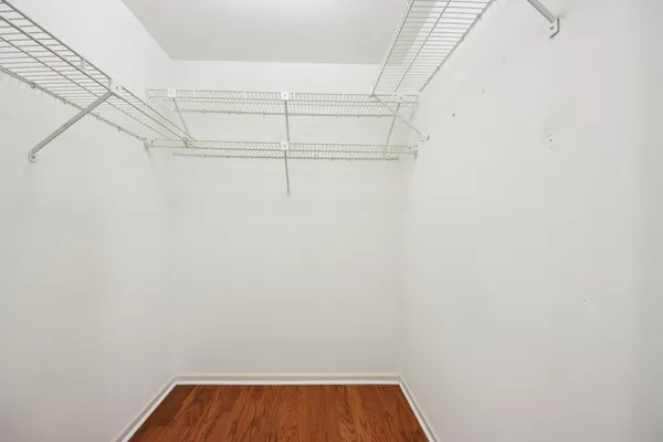 $449,000 | 718 Shoreline Road, Lake Barrington, IL 60010