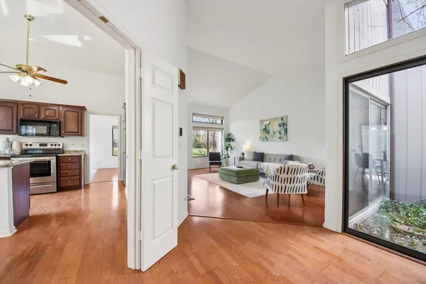 $449,000 | 718 Shoreline Road, Lake Barrington, IL 60010