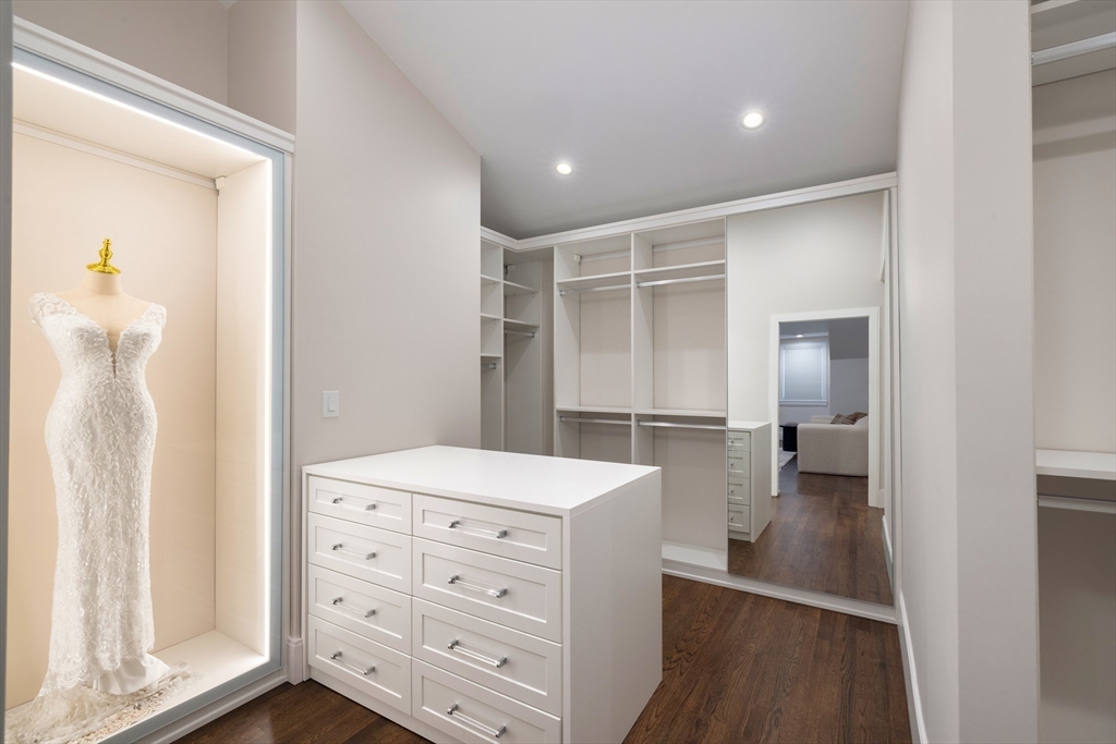 19 Gordon Road Newton, MA 02468 - Photo 17 of 29