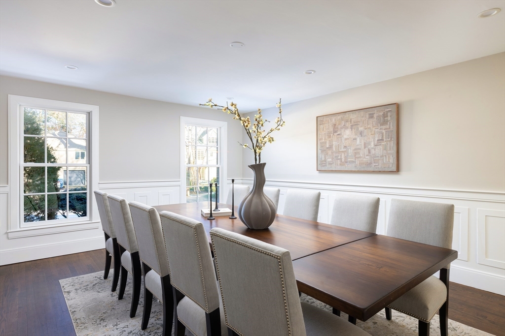 19 Gordon Road Newton, MA 02468 - Photo 5 of 29