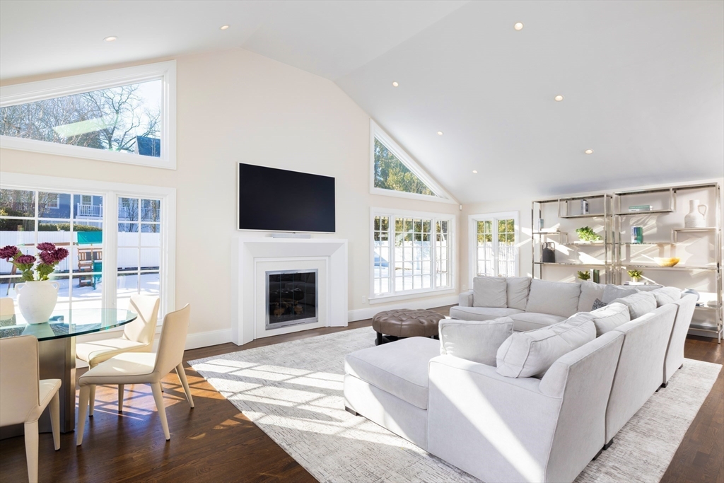 19 Gordon Road Newton, MA 02468 - Photo 10 of 29