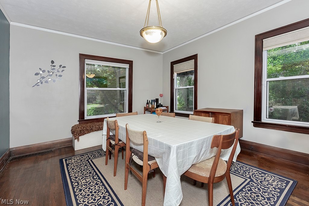 1772 Middlehurst Road Cleveland, OH 44118 - Photo 16 of 43