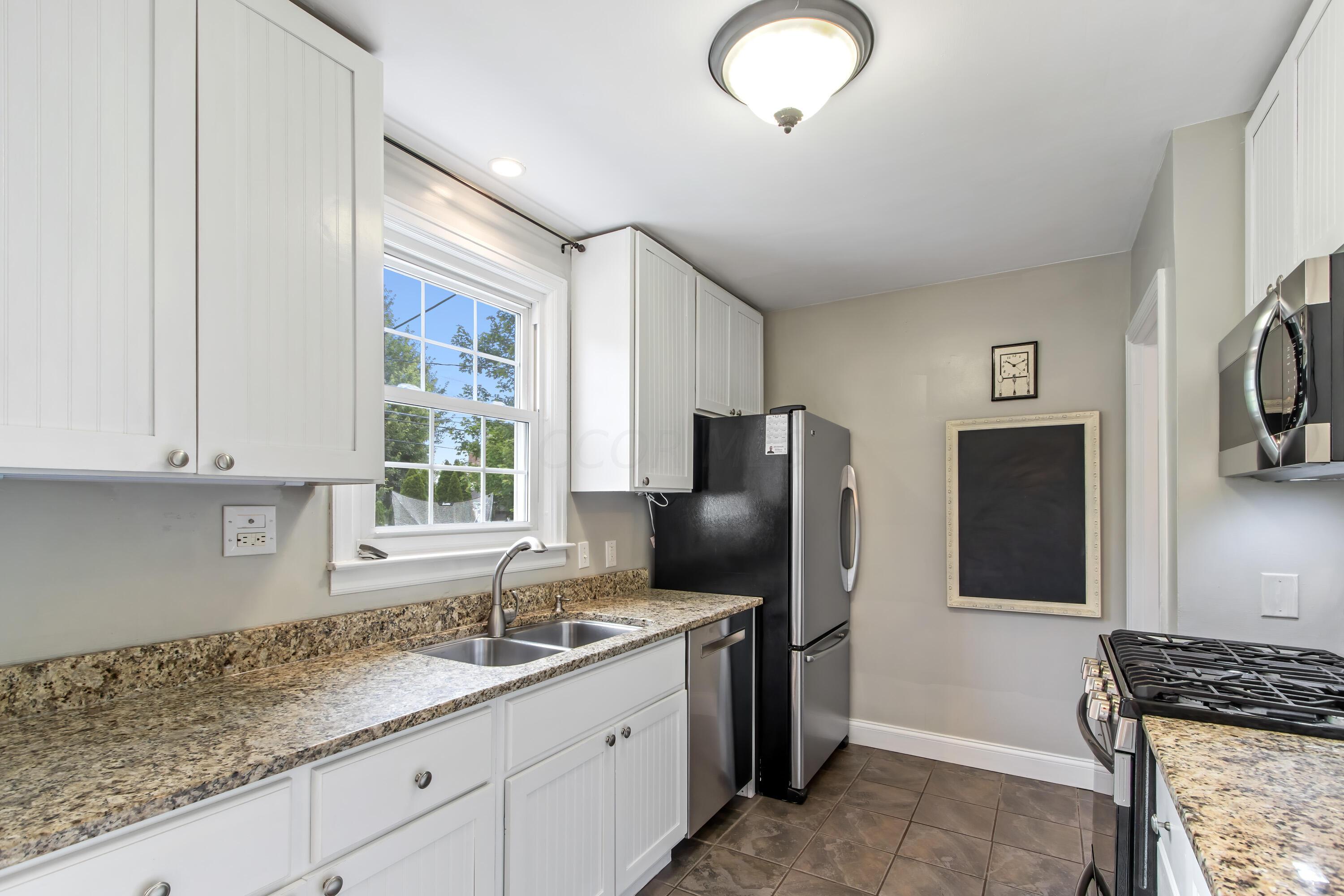 540 Fallis Road Columbus, OH 43214 - Photo 12 of 28 540 Fallis Road-13.jpg-FULL