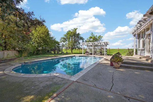 $949,950 | 3928 Waynesboro Court, Stockton, CA 95219