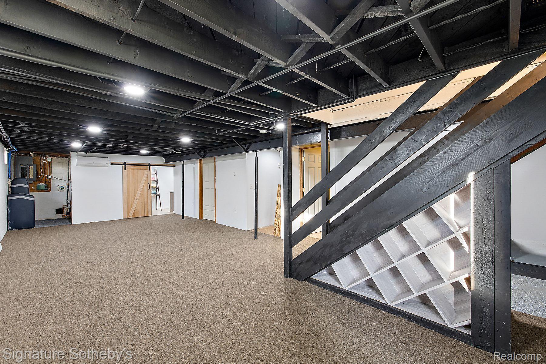 14009 Seymour Road Linden, MI 48451 - Photo 33 of 38 Gallery Image 33