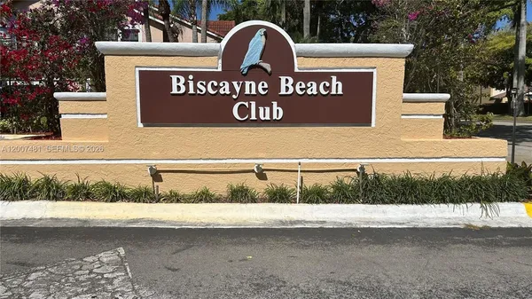 $2,400 | 15560 Southwest 104th Terrace, Unit 6112, Miami, FL 33196