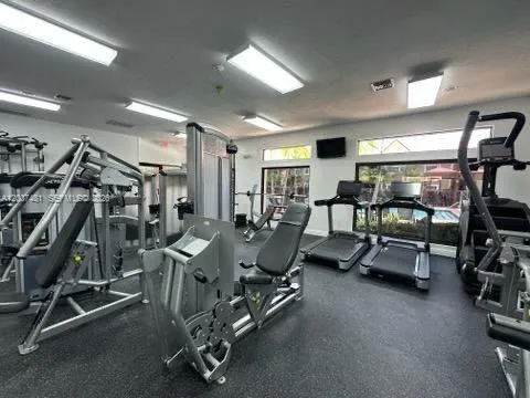 $2,400 | 15560 Southwest 104th Terrace, Unit 6112, Miami, FL 33196