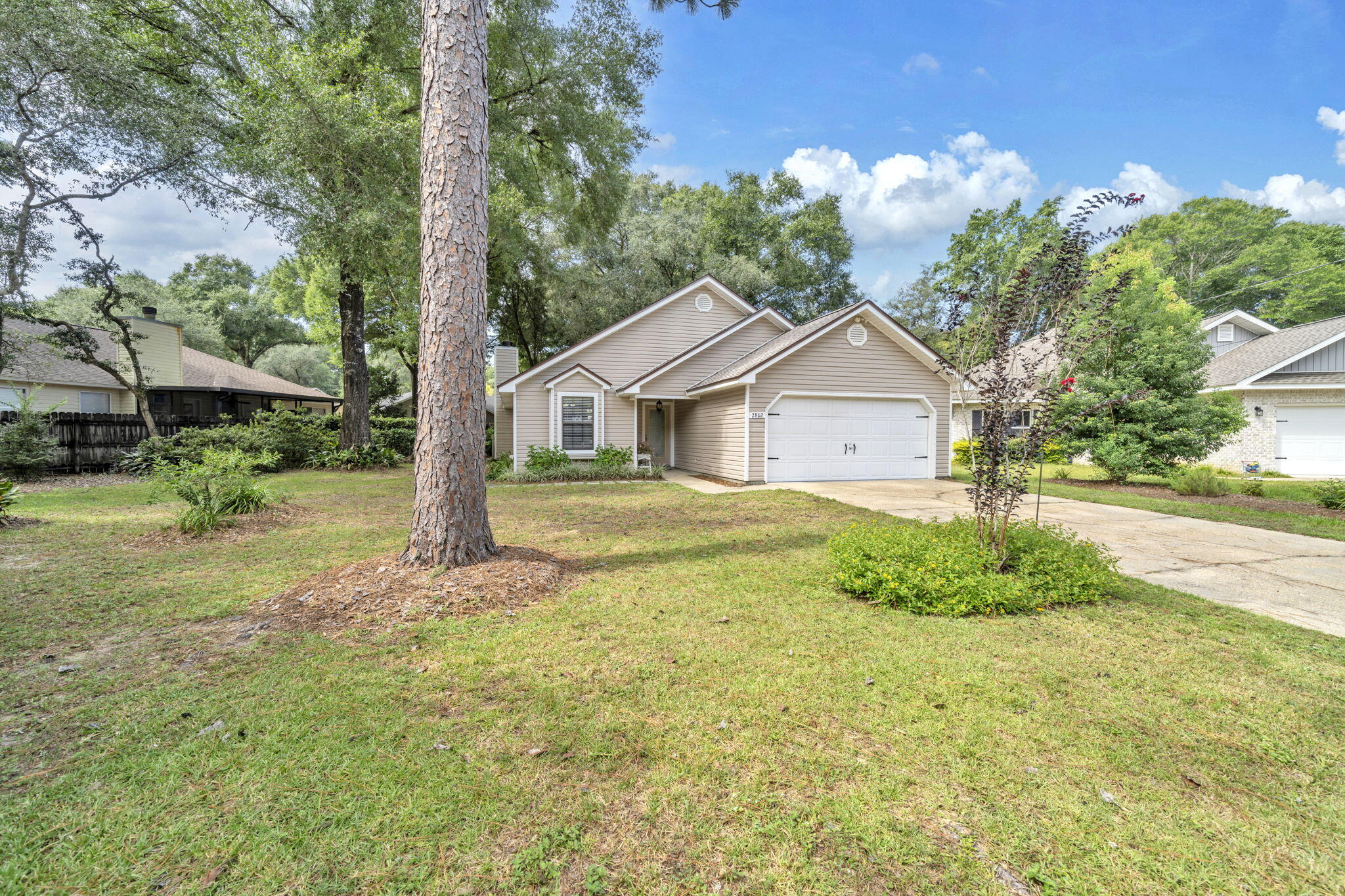 2802 Ram Lane Crestview, FL 32539 - Photo 2 of 39 37-web-or-mls-DSC08769