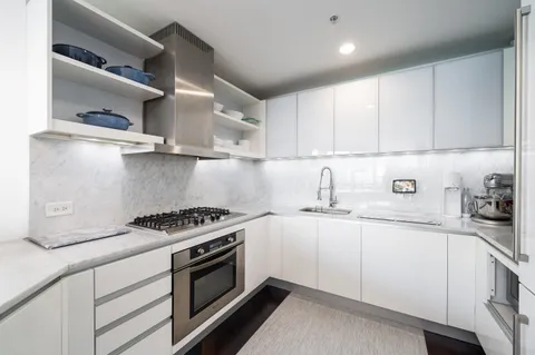 $1,899,000 | 77 Hudson Street, Unit PH 4901, Jersey City, NJ 07302