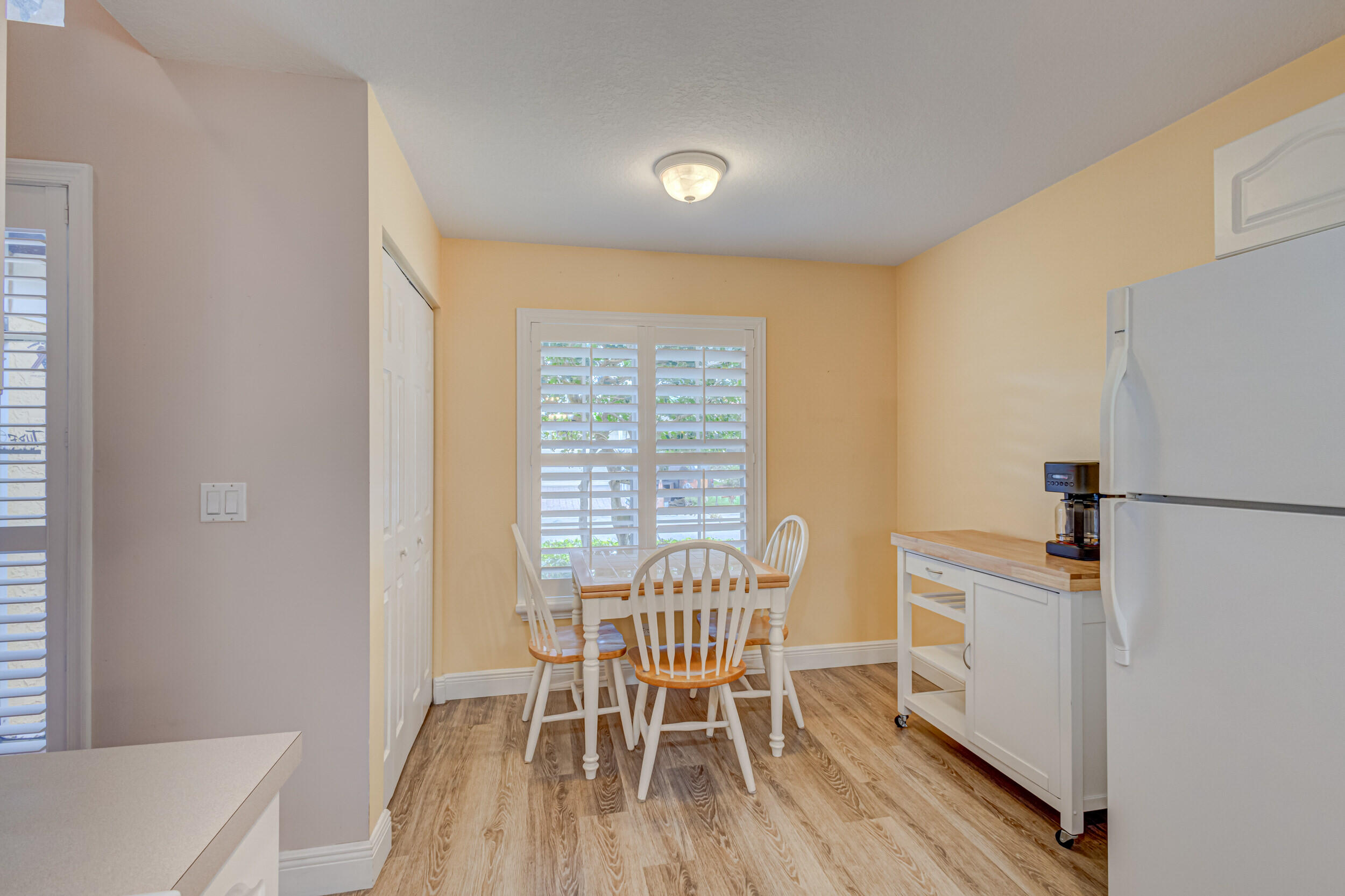 5015 Elpine Way Riviera Beach, FL 33418 - Photo 24 of 65 Kitchen Dining