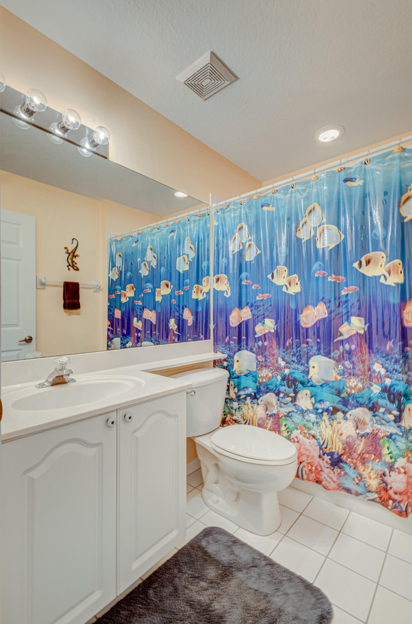 5015 Elpine Way Riviera Beach, FL 33418 - Photo 35 of 65 2nd Bathroom