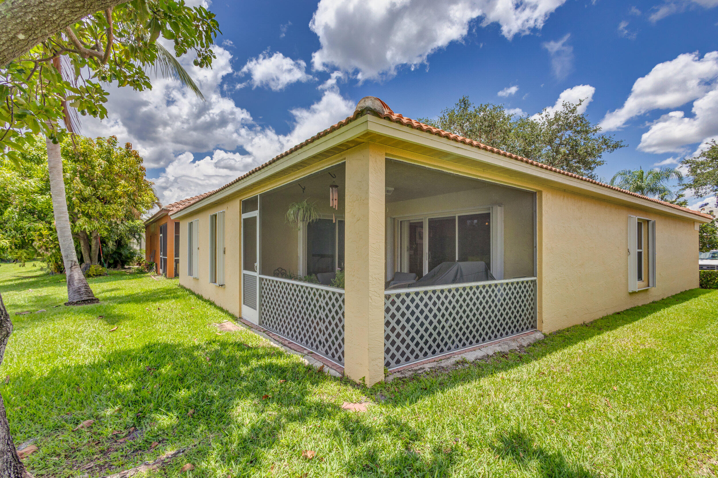 5015 Elpine Way Riviera Beach, FL 33418 - Photo 39 of 65 Screened Patio