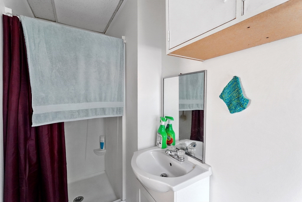 34 Worcester Road Charlton, MA 01507 - Photo 36 of 38