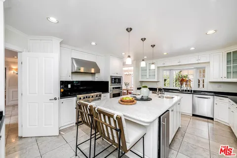 $6,395,000 | 547 Loring Avenue, Los Angeles, CA 90024