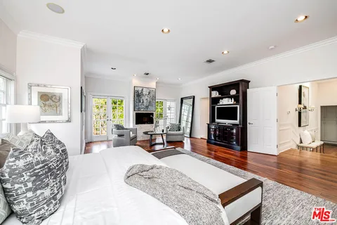 $6,395,000 | 547 Loring Avenue, Los Angeles, CA 90024
