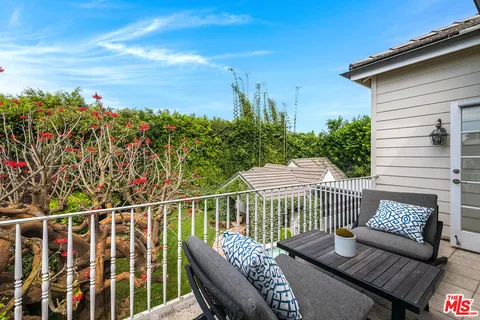 $6,395,000 | 547 Loring Avenue, Los Angeles, CA 90024