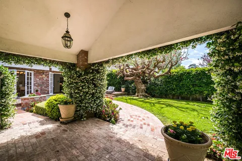 $6,395,000 | 547 Loring Avenue, Los Angeles, CA 90024