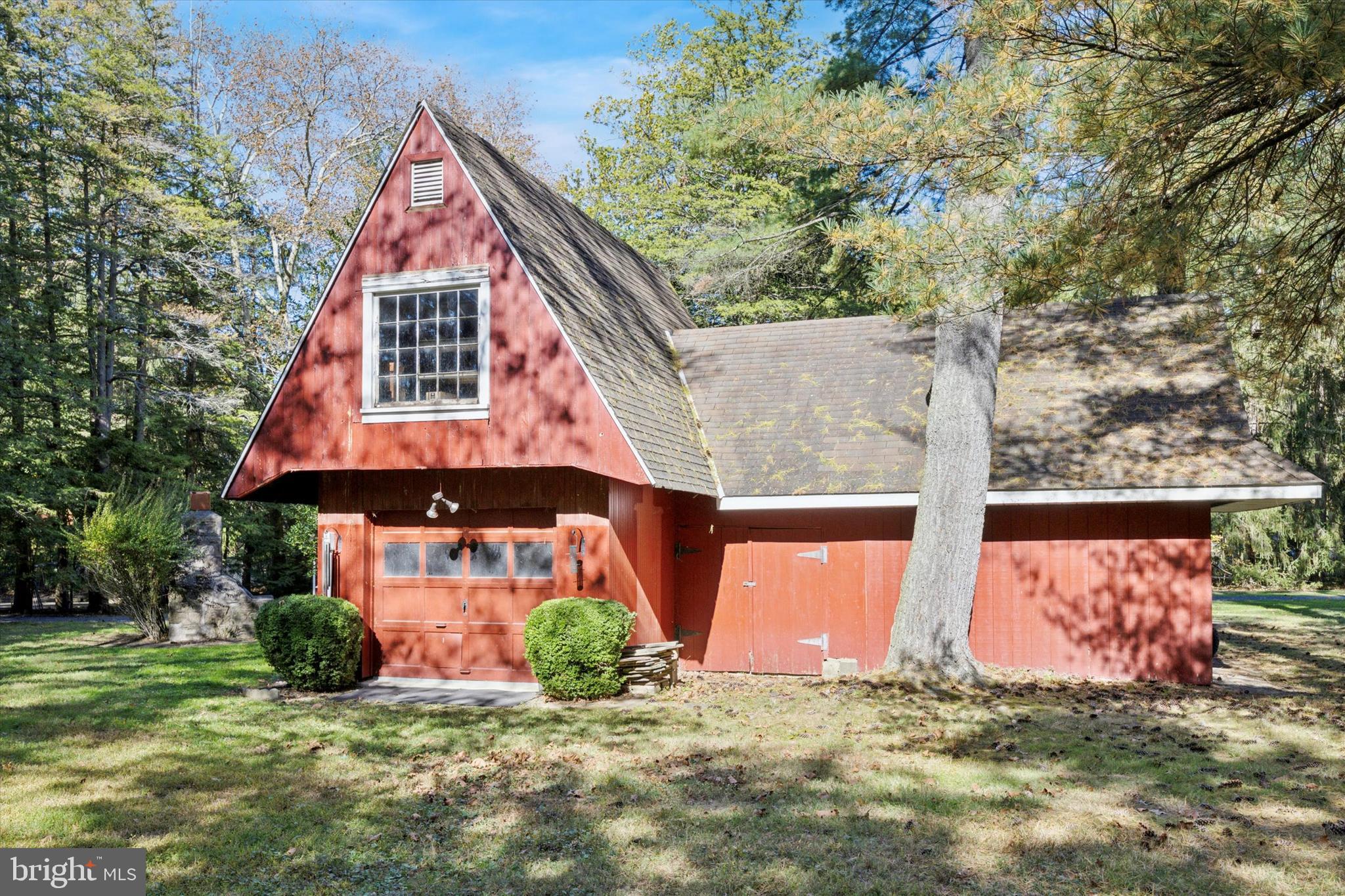 1162 Limekiln Pike Ambler, PA 19002 - Photo 48 of 56 Red Garage