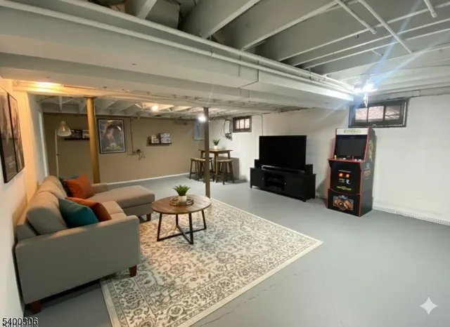 $3,550 | 1598 Front Street, Scotch Plains, NJ 07076