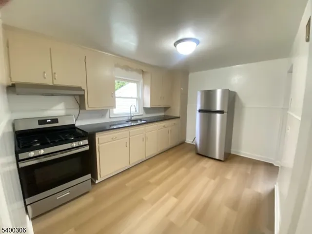 $3,550 | 1598 Front Street, Scotch Plains, NJ 07076