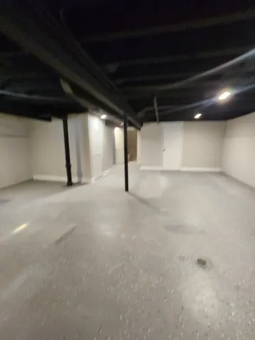 $2,200 | 10104 South Prairie Avenue, Chicago, IL 60628