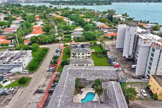 $2,650,000 | 1920 Biarritz Drive, Miami Beach, FL 33141