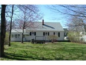 698 Cilley Road Manchester, NH 03103 - Photo 4 of 4