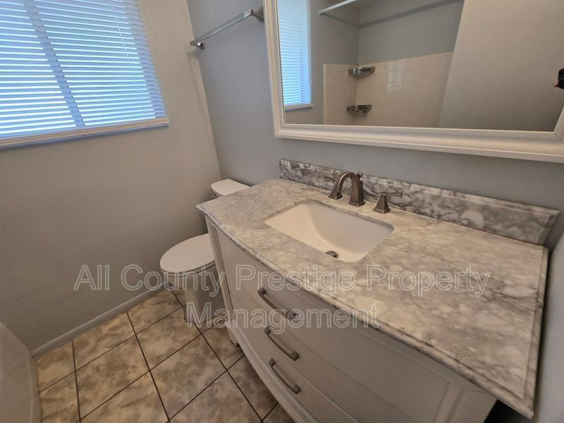 3308 East Camelback Road Phoenix, AZ 85018 - Photo 9 of 12 Photo #9
