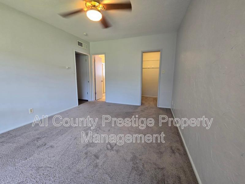 3308 East Camelback Road Phoenix, AZ 85018 - Photo 10 of 12 Photo #10