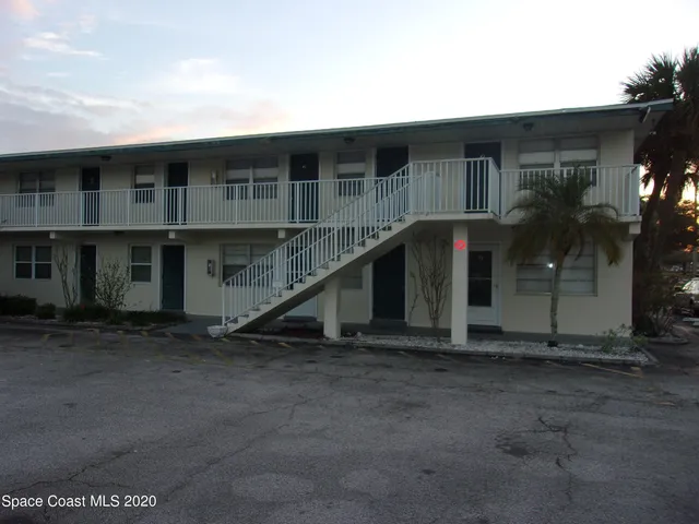 $1,100 | 2170 Knox McRae Drive, Unit 39, Titusville, FL 32780