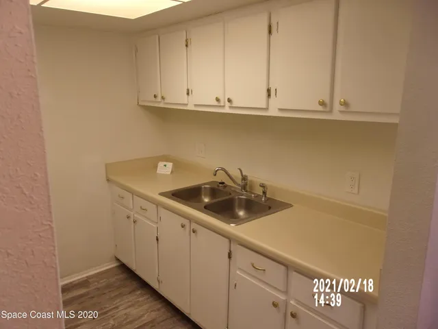 $1,100 | 2170 Knox McRae Drive, Unit 39, Titusville, FL 32780