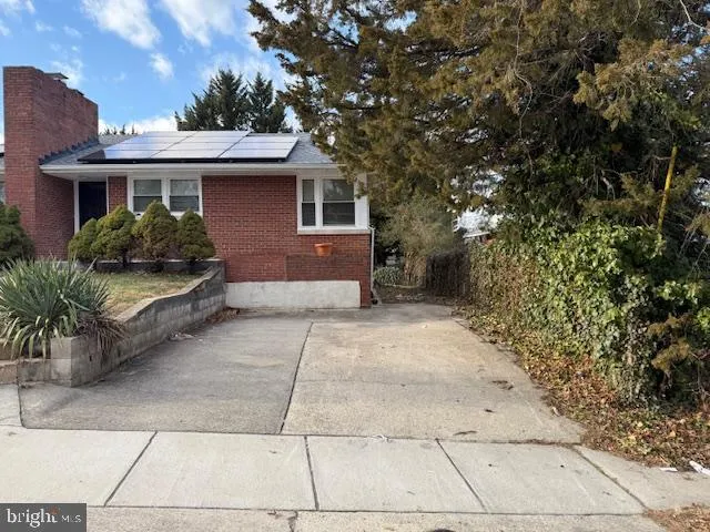 $4,100 | 6514 8th Avenue, Hyattsville, MD 20783