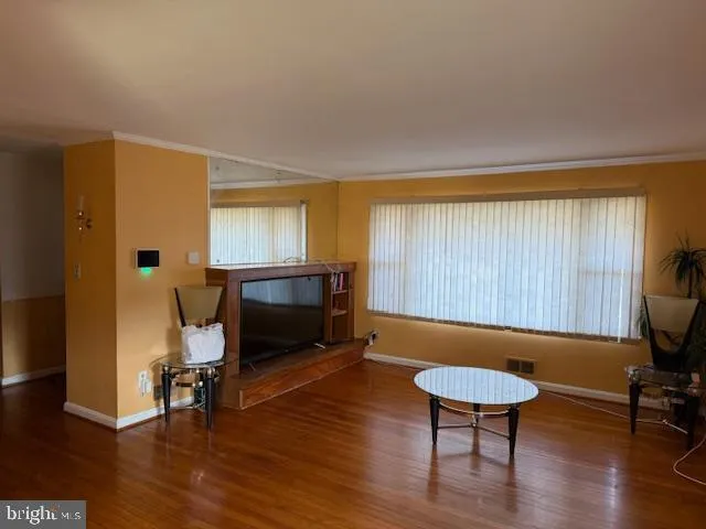 $4,100 | 6514 8th Avenue, Hyattsville, MD 20783