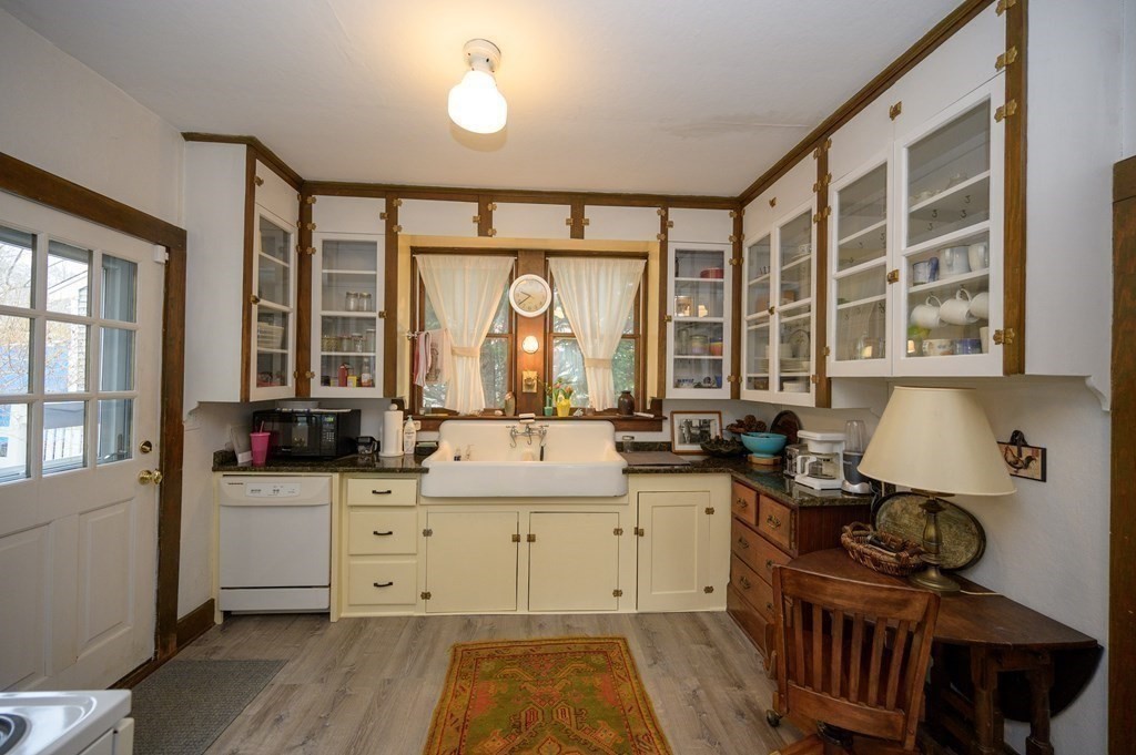896 Sandwich Road Bourne, MA 02561 - Photo 13 of 41