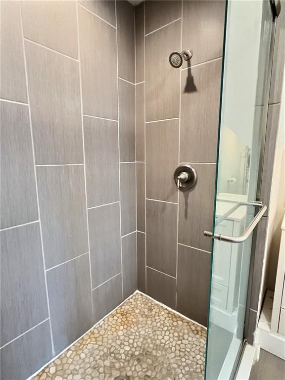 611 Blackburn Road, Unit 3 Sewickley, PA 15143 - Photo 12 of 16 a bathroom with a shower