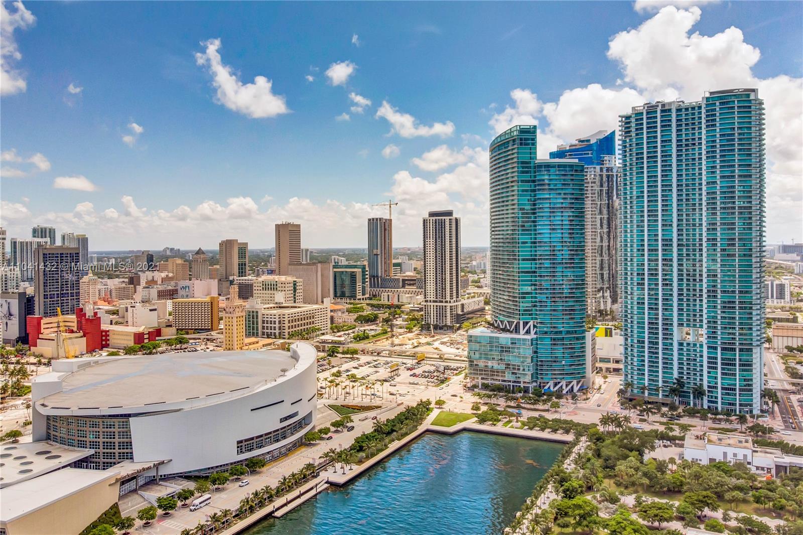 900 Biscayne Boulevard, Unit 6301 Miami, FL 33132 - Photo 2 of 72 a view of a city with tall buildings
