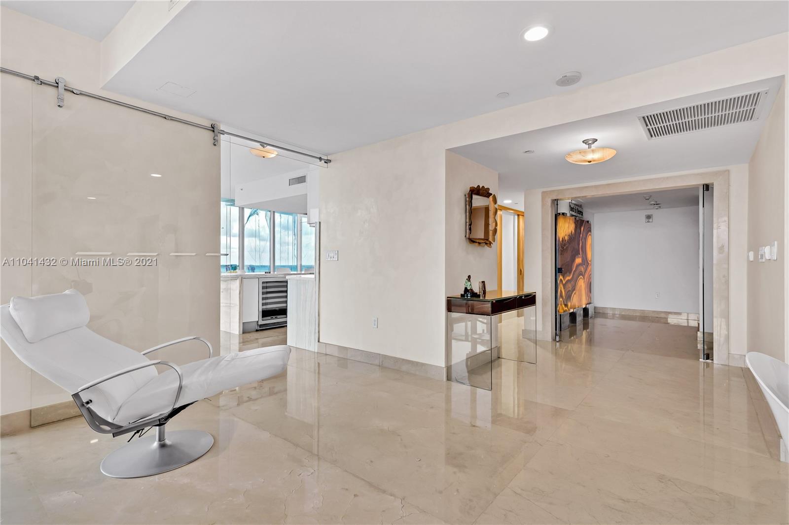 900 Biscayne Boulevard, Unit 6301 Miami, FL 33132 - Photo 32 of 72