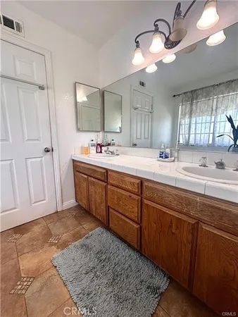 $560,000 | 5115 Claro Way, Palmdale, CA 93551